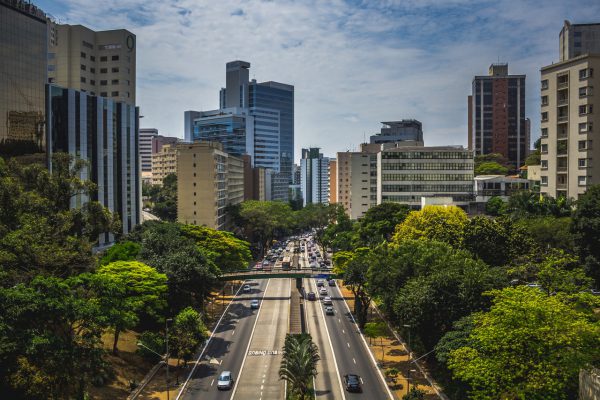 Quanto custa uma mudança de São paulo para o Rio de Janeiro em 2023