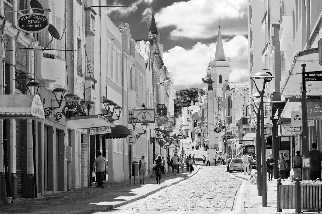 Lugares em Curitiba para morar sem ter um carro_Centro